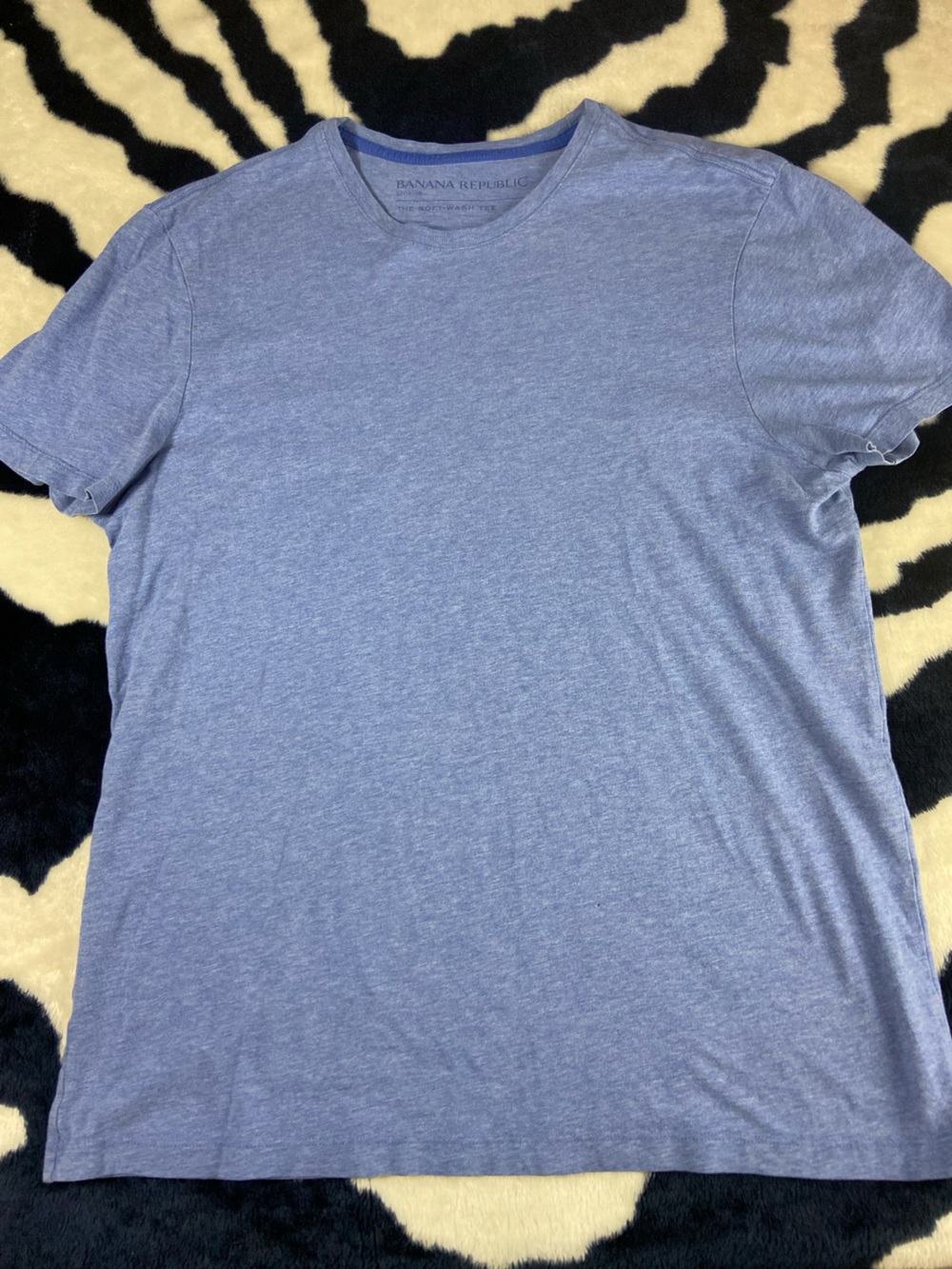 3/$12 Banana Republic Light Blue Short Sleeve Crew Soft Wash Tee Medium M Shirt